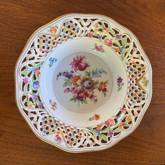 Schumann Dresden Porcelain Pierced Decorative Plate - Picture 2 of 8